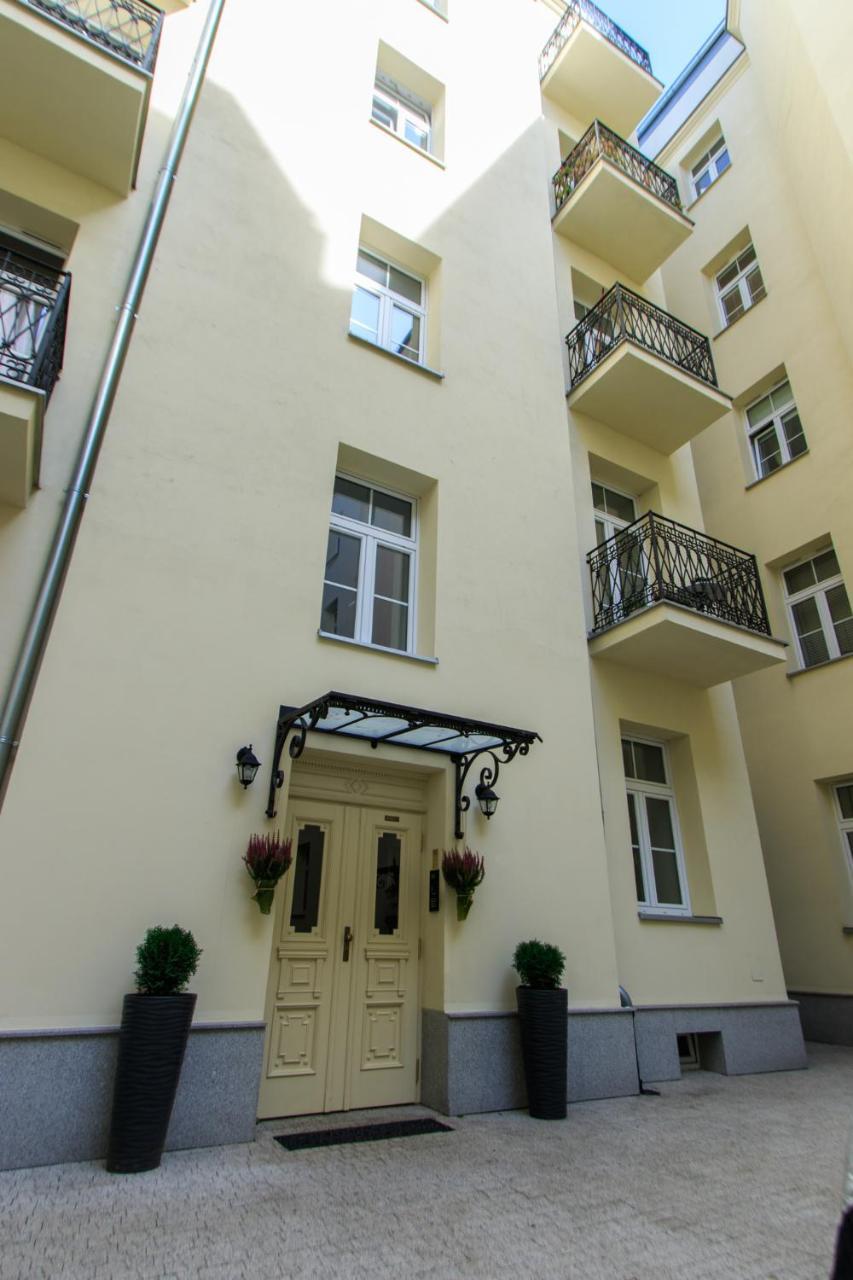 Rental Apartments Wilcza Warsawa Bagian luar foto